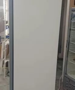 Alternative view of Exhibidora vertical BRIKET Master 5000 501L / Seminuevo