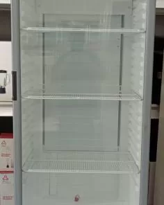 Exhibidora vertical BRIKET Master 5000 501L / Usado