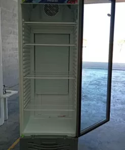 Alternative view of Exhibidora vertical BRIKET Master 5000 501L / Usado