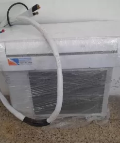 Aire acondicionado split Hisense AS12HR4SVRKG03PX4 3400 W frío/calor / Usado
