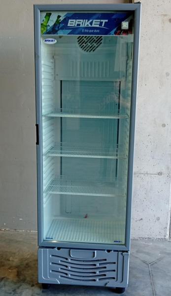 Exhibidora Vertical BRIKET Master 5000 501 L Temperatura 1 °C a 7 °C / Usado
